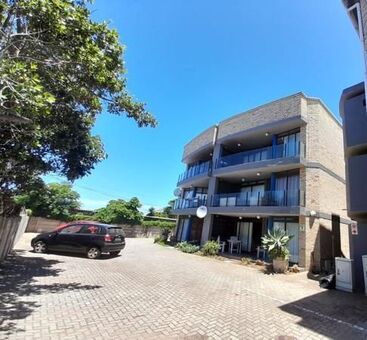 2 Bedroom Apartment in Jeffreys Bay Central