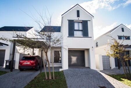 3 Bedroom house to rent in Sitari Country Estate, Somerset West