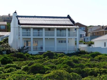 3 Bedroom House in Yzerfontein