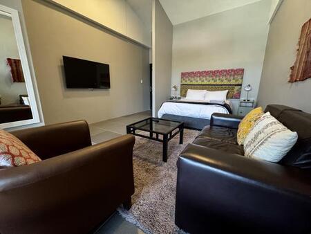 Studio Apartment in Burgundy Estate