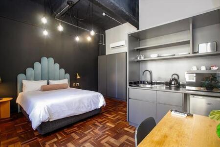 Studio Apartment in Cape Town City Centre
