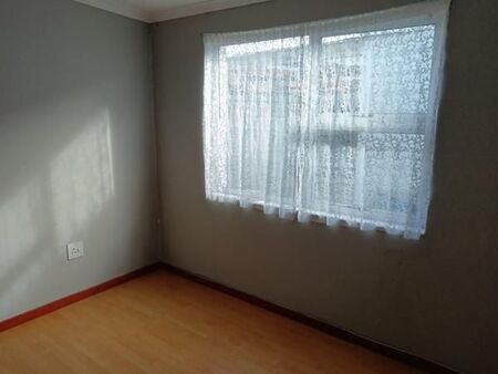 2 Bedroom House in Strandfontein