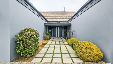 4 Bedroom House in Wellington Central