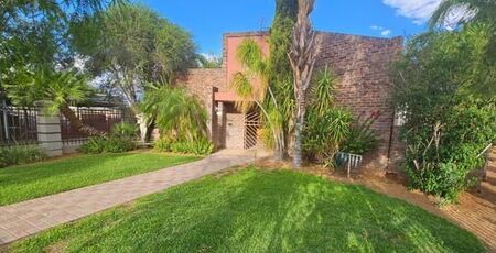 3 Bedroom House in Keidebees