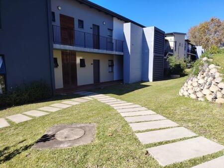 2 Bedroom Apartment in Waterfall