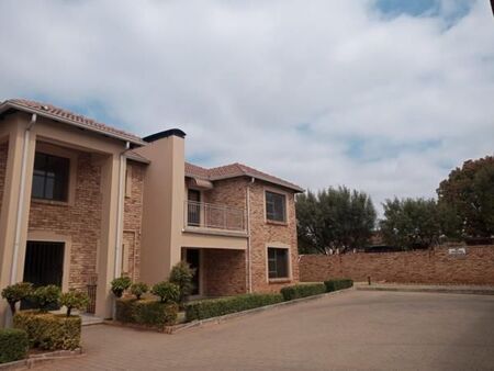 2 Bedroom Apartment in Randpoort