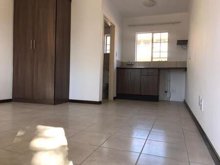 Studio Apartment in Capital Park