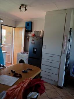 1 Bedroom Flat in Elarduspark