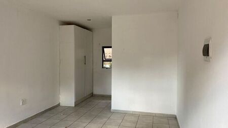 1 Bedroom cottage to rent in Sophiatown, Johannesburg