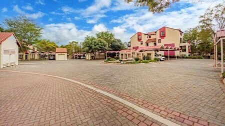 1 Bedroom bachelor apartment to rent in Oukraal Estate, Pretoria