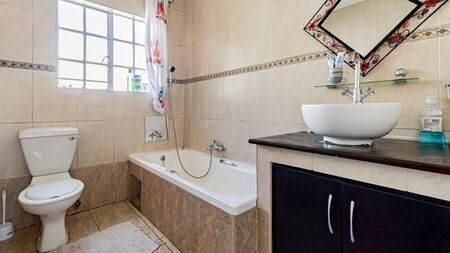 3 Bedroom apartment to rent in Morningside, Sandton