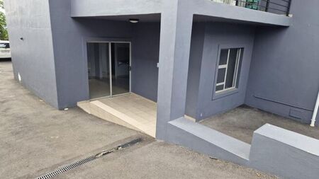 2 Bedroom apartment to rent in Sunford, Phoenix