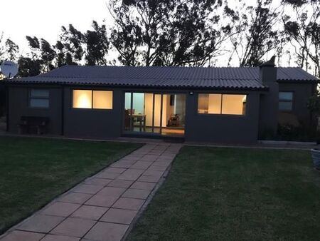 2 Bedroom House in Vredenburg