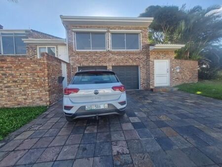 4 Bedroom Townhouse in Baysville