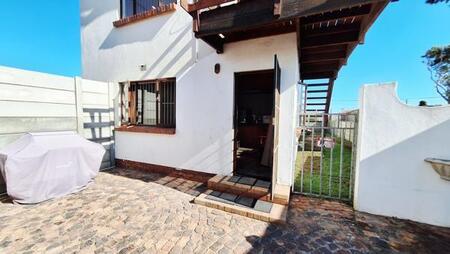 2 Bedroom Apartment in Lamberts Bay