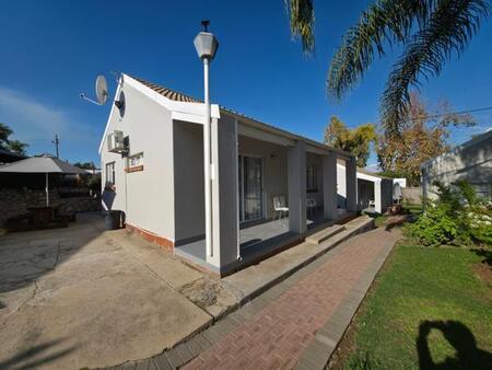 2 Bedroom House in Oudtshoorn