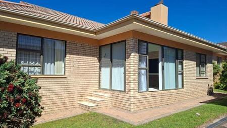 3 Bedroom Townhouse in Heather Park