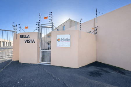 1 Bedroom Apartment in Bothasig