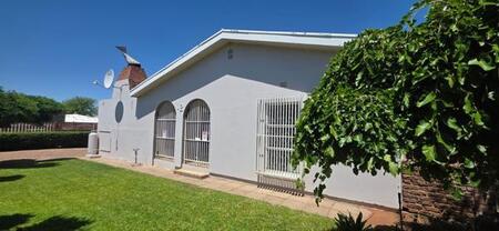 3 Bedroom House in Flora Park