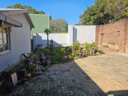 1 Bedroom Apartment in White River