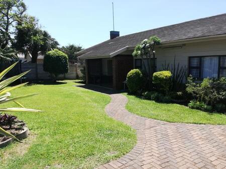 3 Bedroom House in Park Rynie