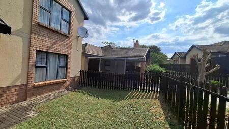 3 Bedroom Townhouse in Riverside Park
