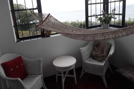1 Bedroom Apartment in Amanzimtoti