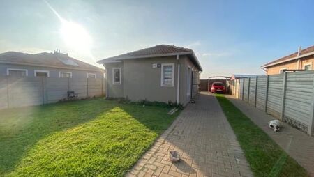 3 Bedroom House in Sky City