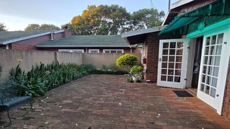 1 Bedroom townhouse - sectional to rent in Forest Hills, Kloof