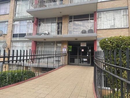 1 Bedroom block of flats to rent in Symhurst, Germiston