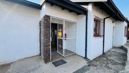 1 Bedroom house to rent in Die Heuwel Ext 1, Witbank