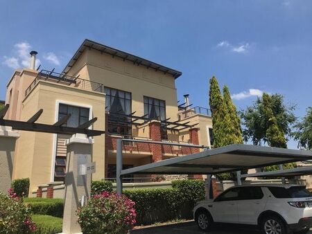 2 Bedroom apartment to rent in Douglasdale, Sandton