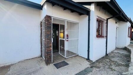 1 Bedroom house to rent in Die Heuwel Ext 1, Witbank