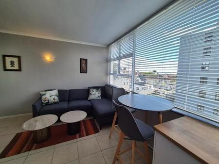 1 Bedroom Apartment in Wynberg Upper