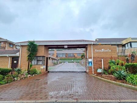 3 Bedroom Townhouse in Hartenbos Heuwels