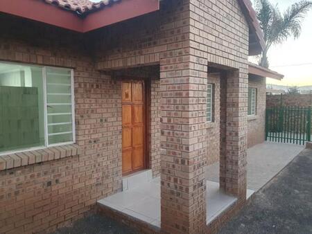 3 Bedroom Townhouse in Lydenburg