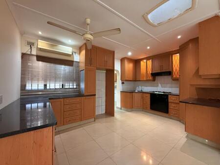 4 Bedroom House in Meer En See
