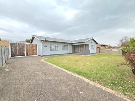 3 Bedroom House in Vanderbijlpark Se