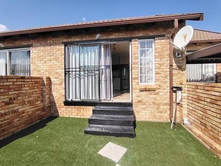 1 Bedroom Townhouse in Kosmosdal