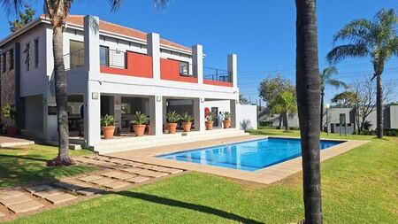 2 Bedroom apartment to rent in Barbeque Downs, Midrand