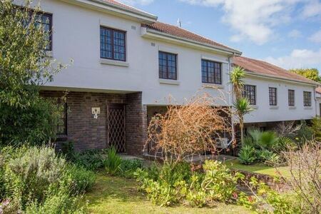 3 Bedroom townhouse - sectional to rent in Pearl Marina, Somerset West