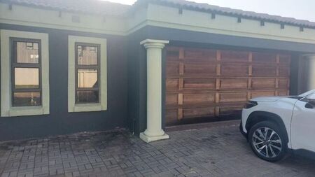 2 Bedroom house to rent in The Orchards, Akasia