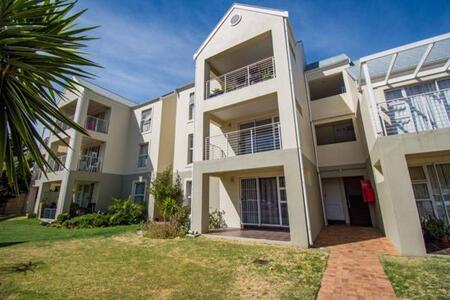 2 Bedroom Apartment in Strand Central