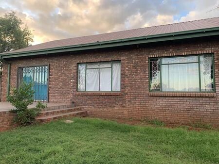 3 Bedroom House in Postmasburg