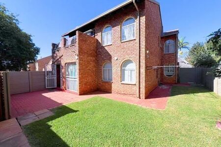 3 Bedroom Cluster in Doornpoort