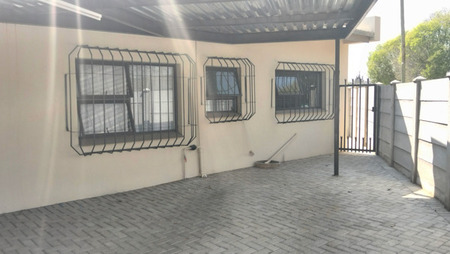 3 Bedroom Townhouse in Naudeville