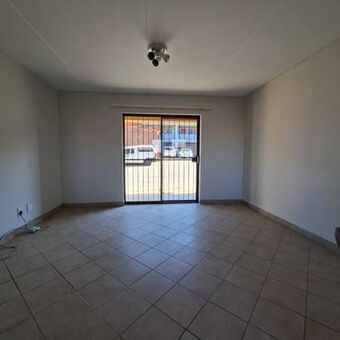 3 Bedroom Apartment in Bergsig