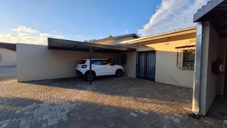 2 Bedroom Townhouse in Naudeville