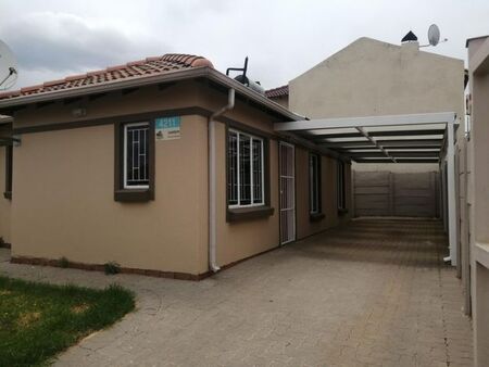 3 Bedroom house to rent in Thinasonke, Alberton