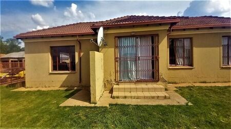 2 Bedroom house to rent in Rayton